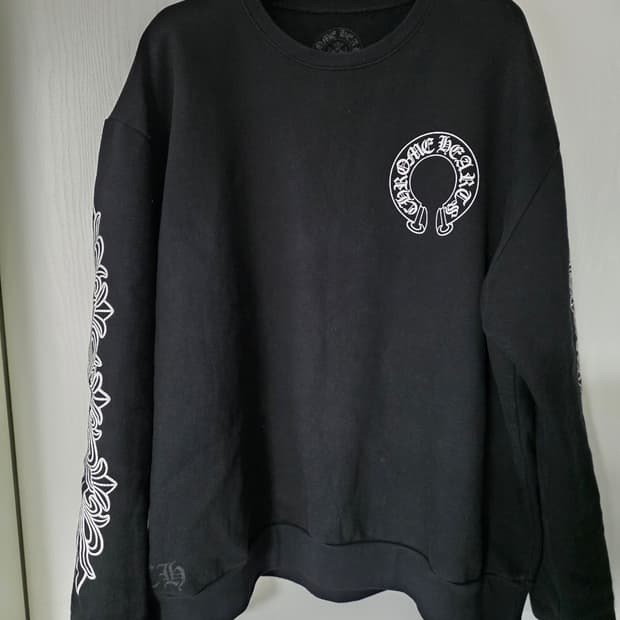 크롬하츠 홀스슈 맨투맨 L