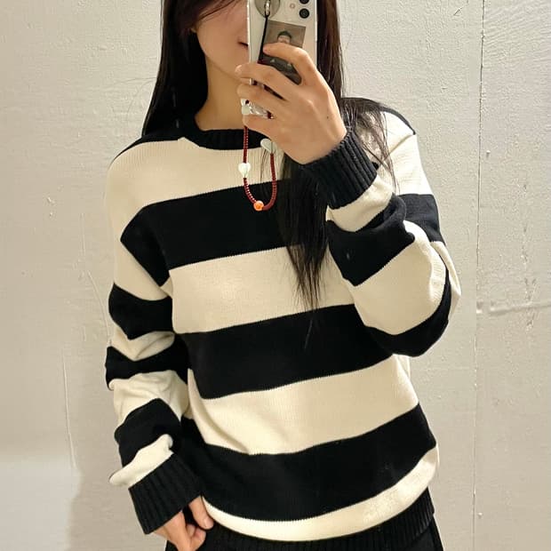 빔즈 스트라이프 니트☕️