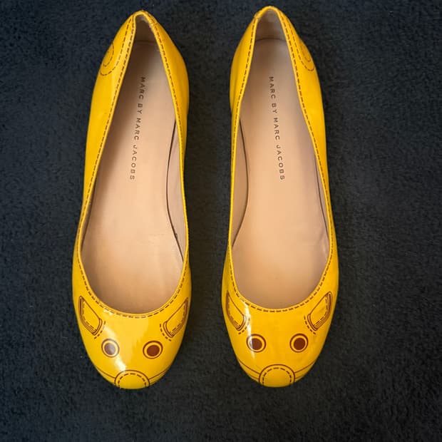 marc jacobs mouse flats yellow