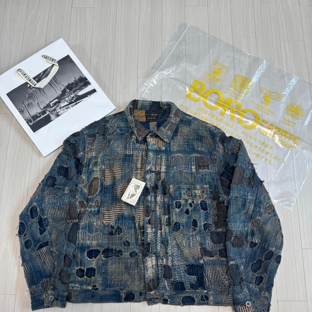 캐피탈 보로 1st 자켓 인디고 5사이즈 새상품 판매합니다.