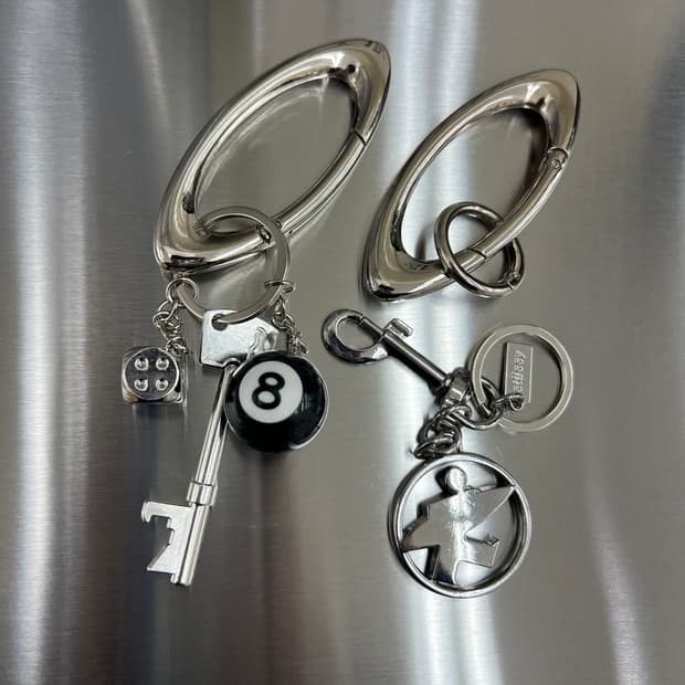 오클리 x 스투시 카라비너 키링 셋트