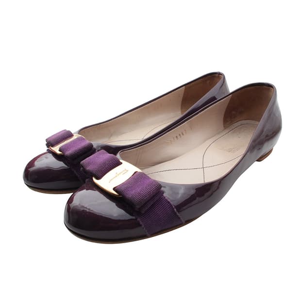 페라가모 금장 바라 퍼플 페이던트 플랫슈즈 36 1/2 C