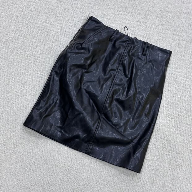 XS 자라 레더 블랙 미니 스커트 0507E