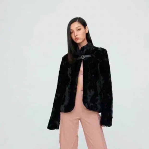 나체 리버시블 버클 퍼자켓