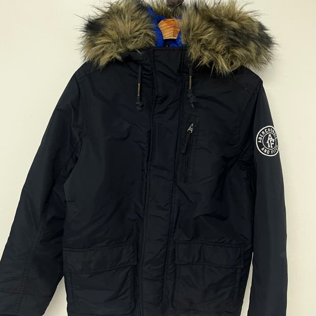 [M] 아베크롬비 울프죠 투웨이 패딩