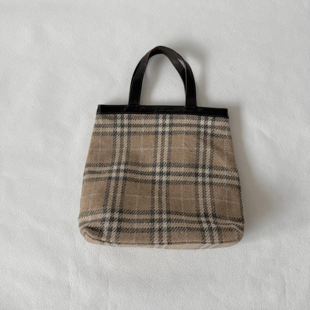 버버리(BURBERRY) 울 체크 토트백
