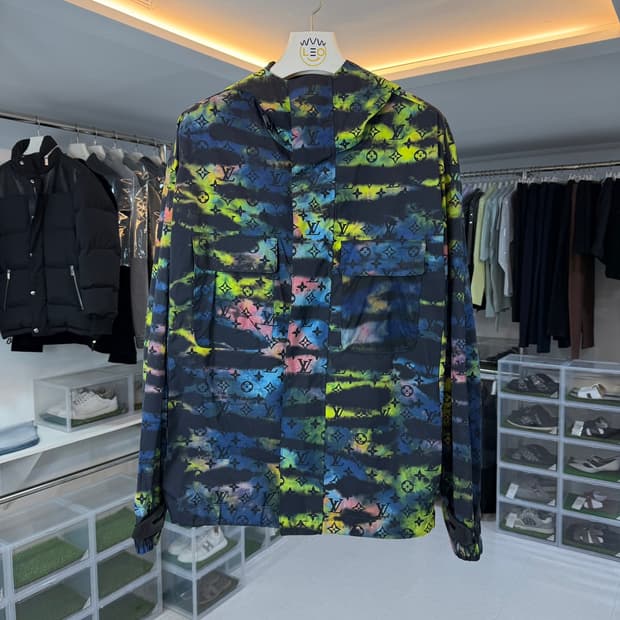 [리오브] 루이비통 타이다이 모노그램 테크니컬 윈드브레이커 바람막이