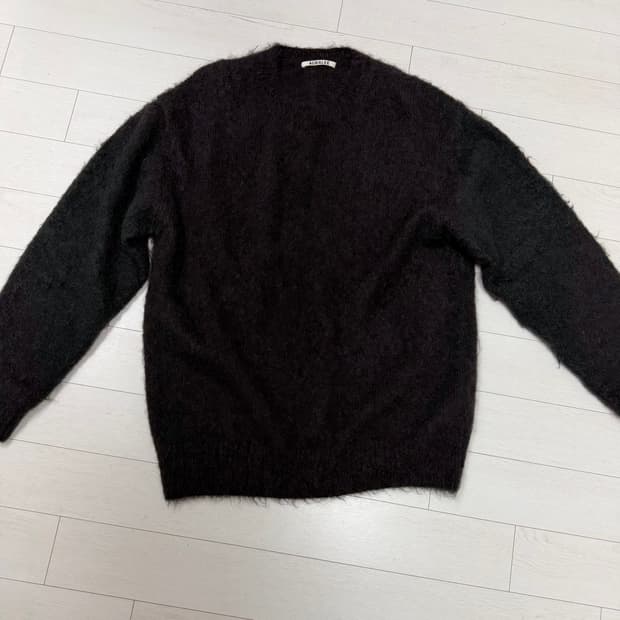 한글택) 오라리 모헤어 니트 3 사이즈  찢김 구멍 오염 일체 없습니다 
