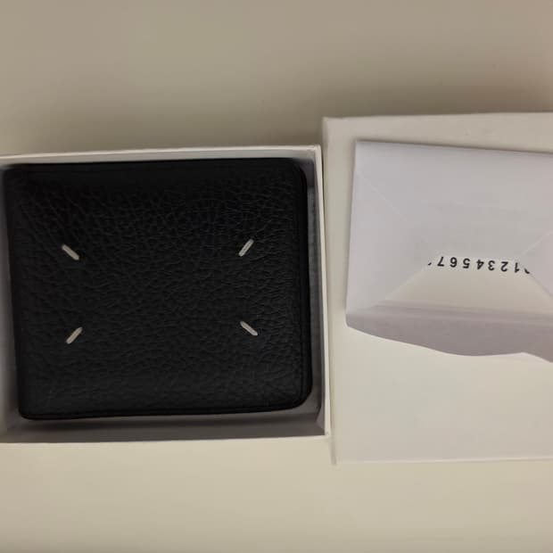 상태최상 마르지엘라 블랙 반지갑 