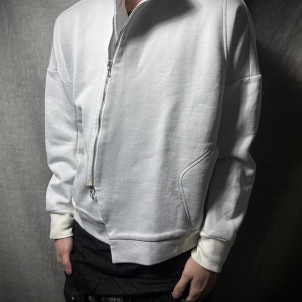 JULIUS Sample Asymmetrical Zip High Neck