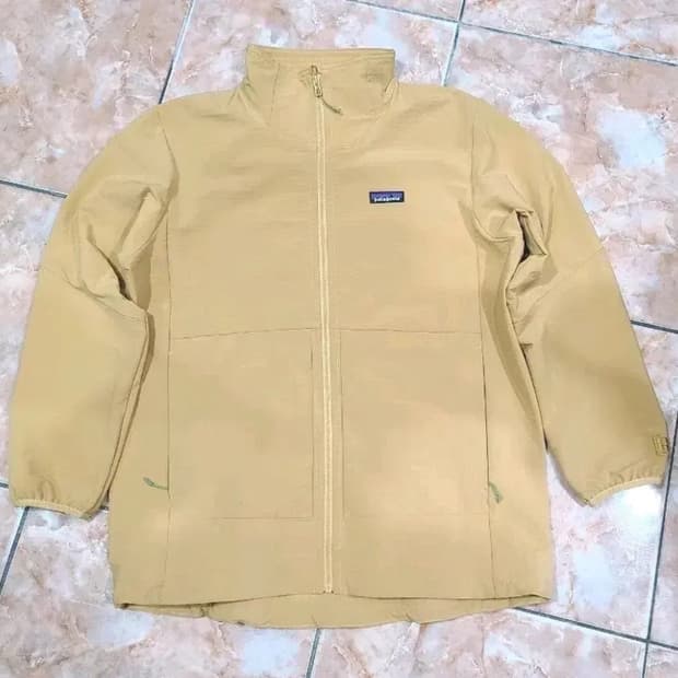 파타고니아 R1 테크페이스 자켓 (노란 겨자색)