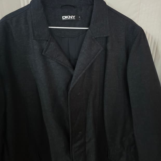 DKNY 차콜 패딩 코트