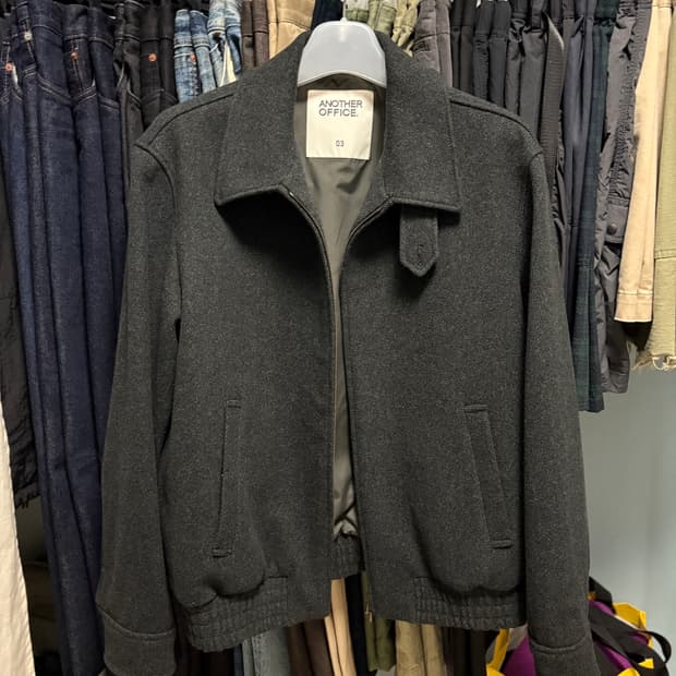 24aw 어나더오피스 볼륨블루종 캐비어 3