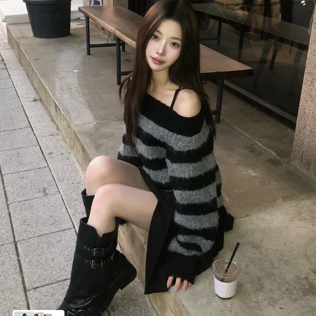 스키즘인듀싱 오프숄더 니트 sweater grey