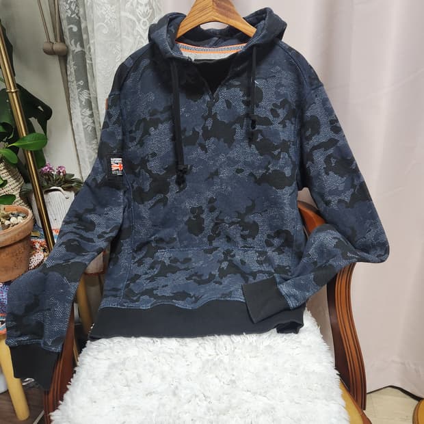 슈퍼드라이 카모 후드티