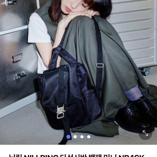 닐링 오후다섯시반 미니 백팩 블랙 구해요