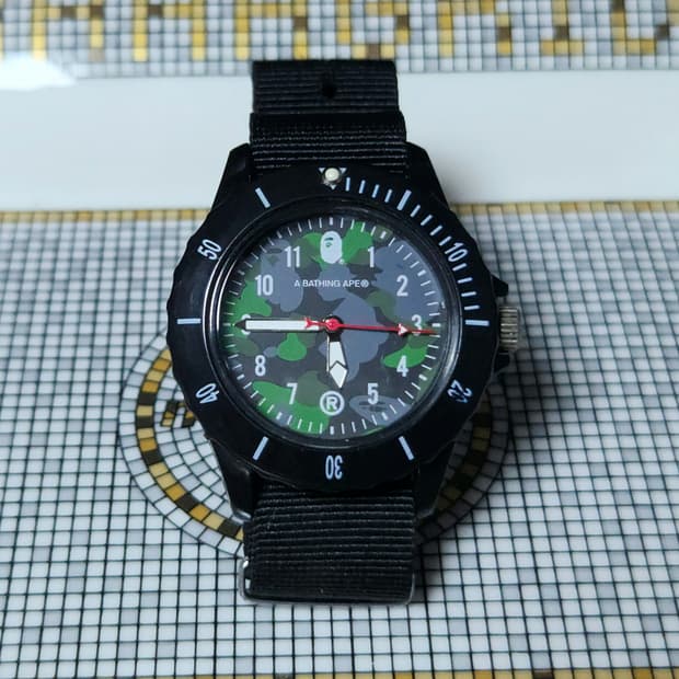 Bape 2014 잡지부록 시계