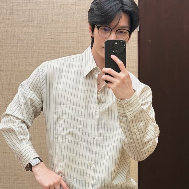 렉토 25FW 르에 스트라이프 셔츠 페일 베이지