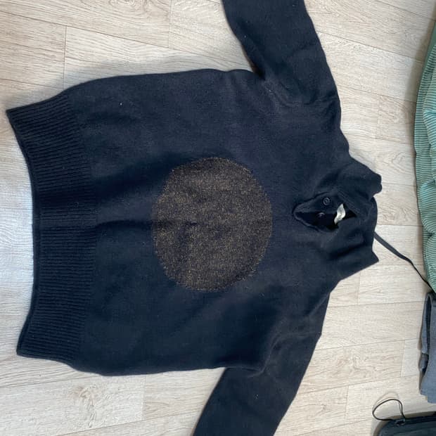 지용킴 폴로니트 m