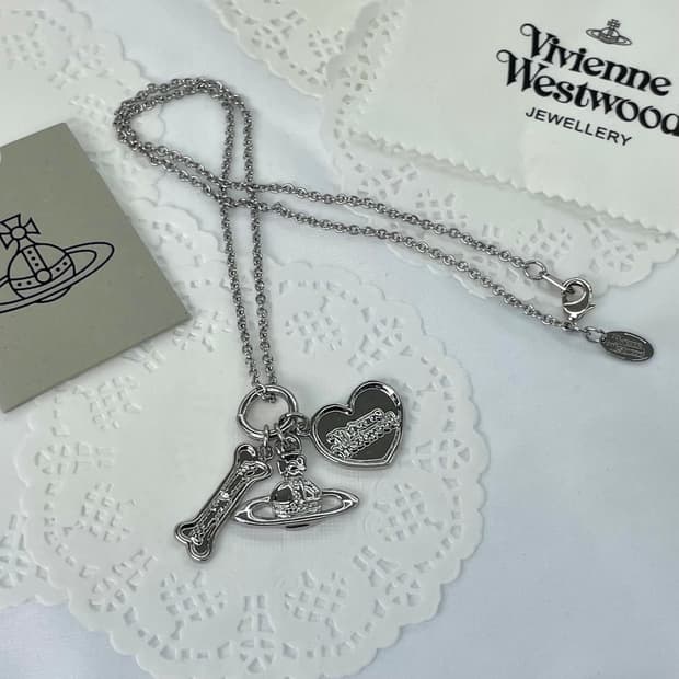 풀박스) 비비안웨스트우드 쓰리 팬던트 목걸이