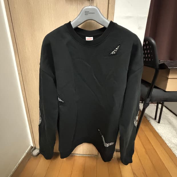 블랙아웃 맨투맨 블랙 S