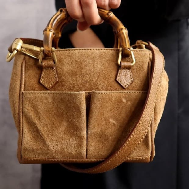 구찌 스웨이드 뱀부 백