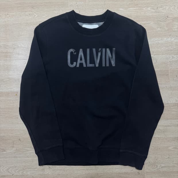 캘빈클라인 맨투맨