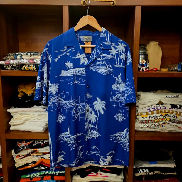 90s Royal Creations Made in Hawaii  L