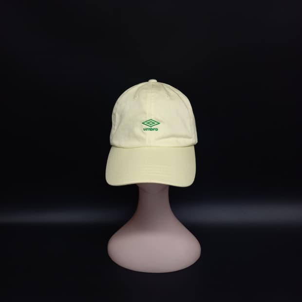 엄브로 남여공용 레몬색 볼캡
