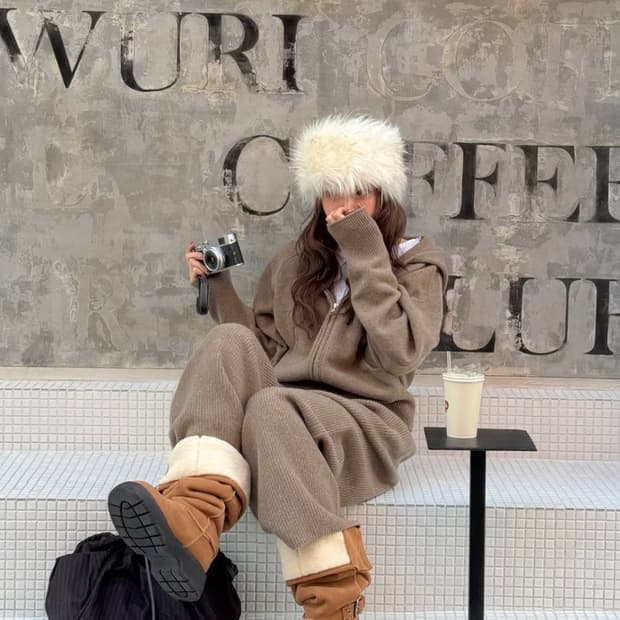 ERA 이알에이 캐시미어 니트 셋업(후드집업 + 팬츠)