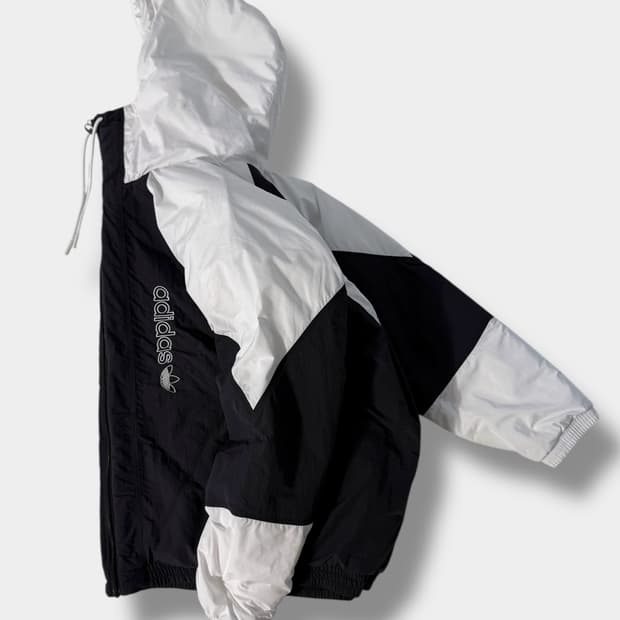 아디다스 오버핏 흰 검 아디컬러 파이어버드 빅로고 후드 점퍼