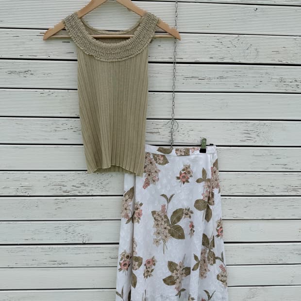 Crochet Neck Knit & Botanical Midi Skirt