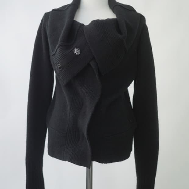 Dkny 빈티지 울100 언발 하이넥 드레이핑 가디건 아야즈 큐빈 파우닝