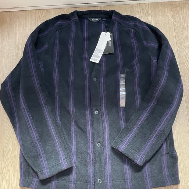 유니클로 니들스 가디건 블랙 퍼플