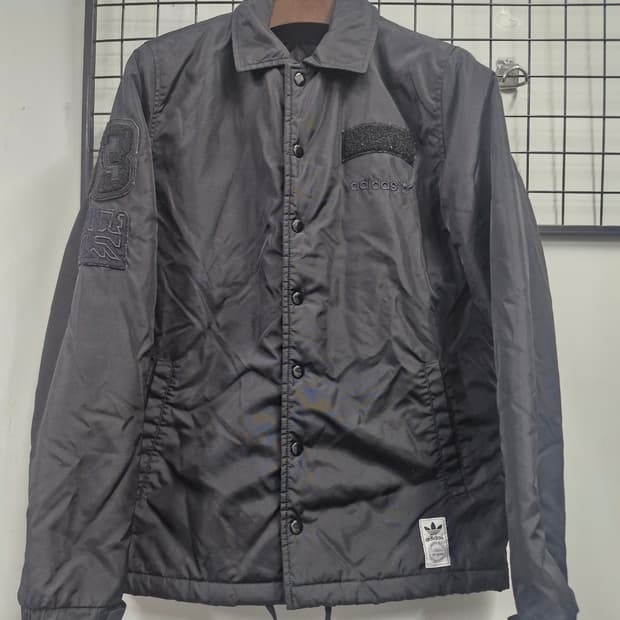 95M 아디다스 서울 코치 자켓.블랙