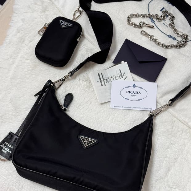 프라다 테수토 호보백 리나일론