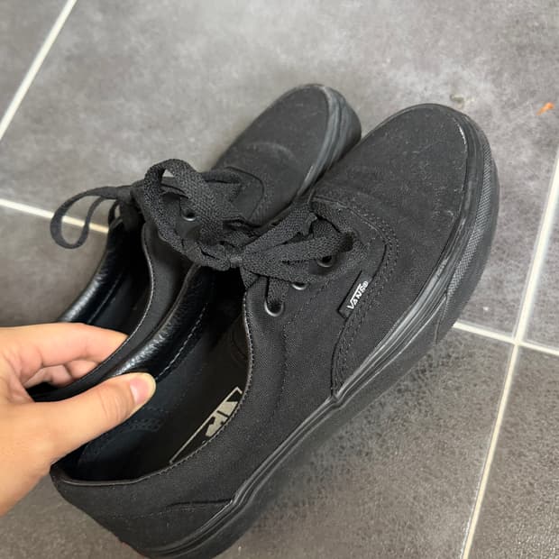 반스 에라 블랙 240