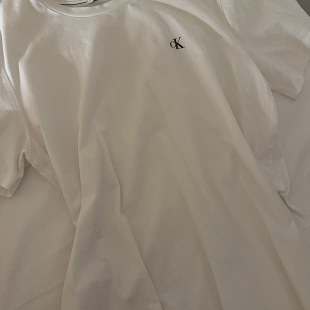 캘빈클라인 반팔