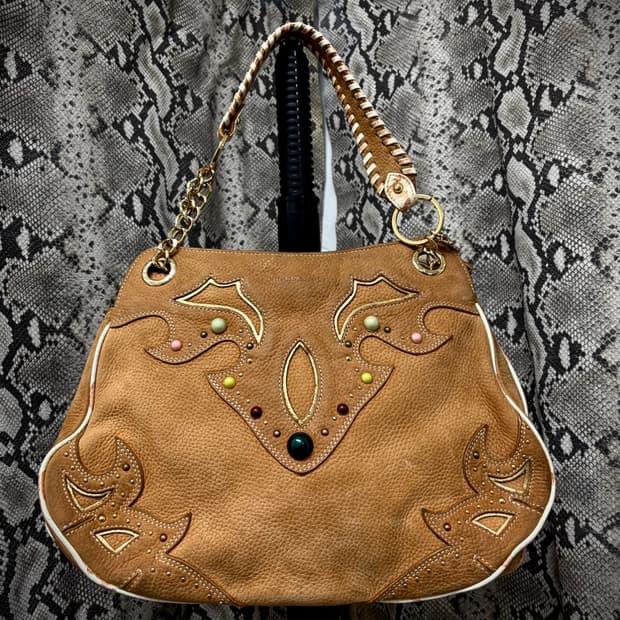 VINCIS BENCH Tribal ethnic Studded Leath