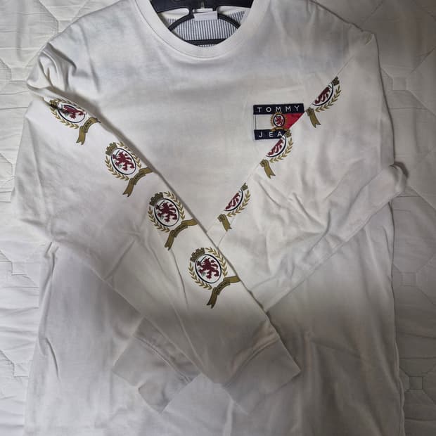 타미 진스 한정판 롱슬리브