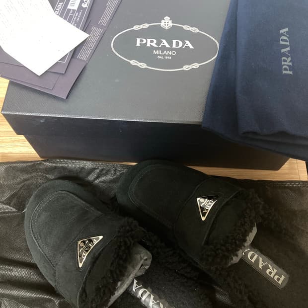 프라다시어링뮬(정품)프라다로퍼