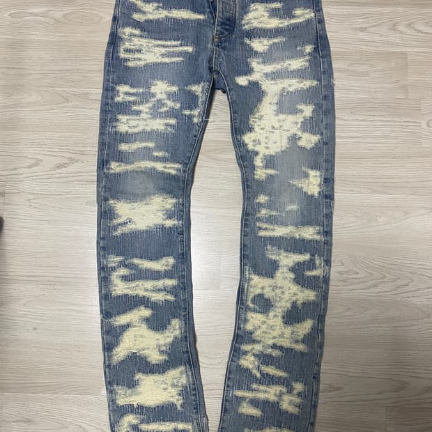 언더마이카 코닉섹션 디스진