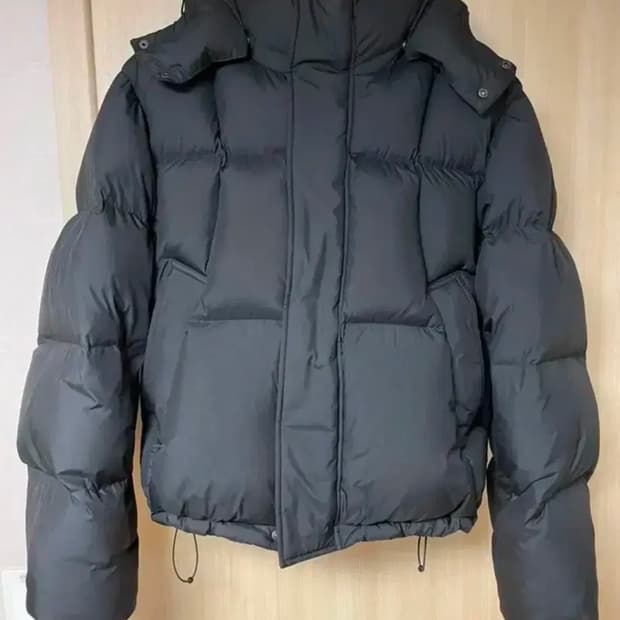 벨리에 크로스 라인 후디드 패딩 s