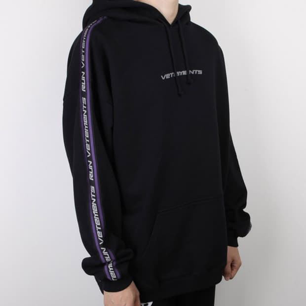베트멍 사이드 로고 테이프 오버핏 후드티 블랙 