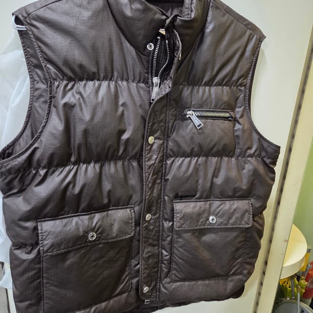 디스퀘어드2 패딩 베스트