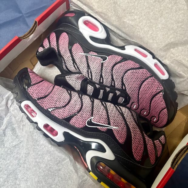 에어맥스 플러스 선셋 펄스 265mm