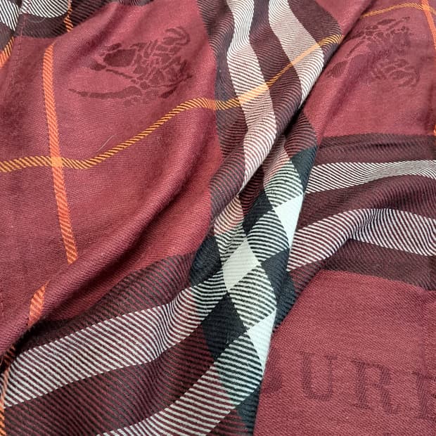 버버리 울실크 머플러