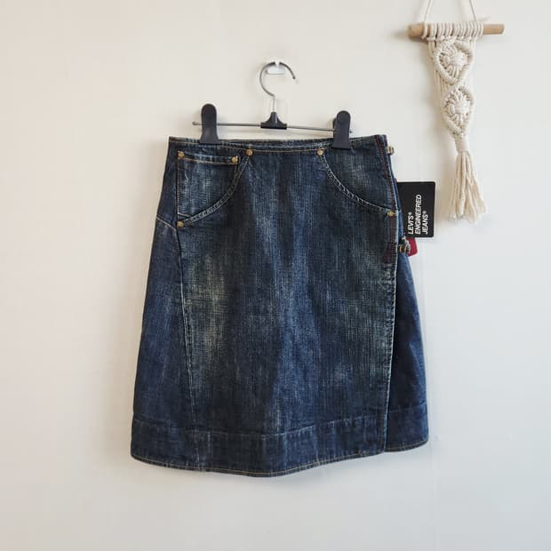 새상품) 리바이스 엔지니어드 데님 스커트 67 (55)