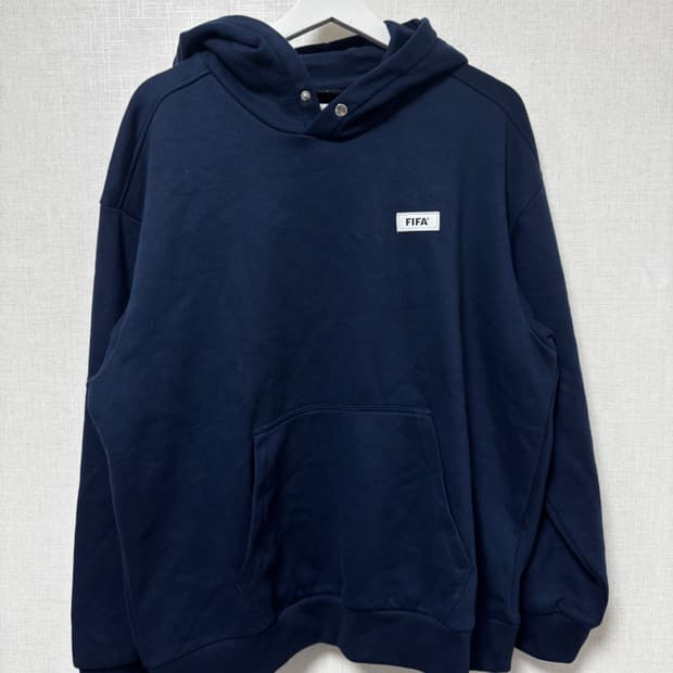 피파 네이비 후드티
