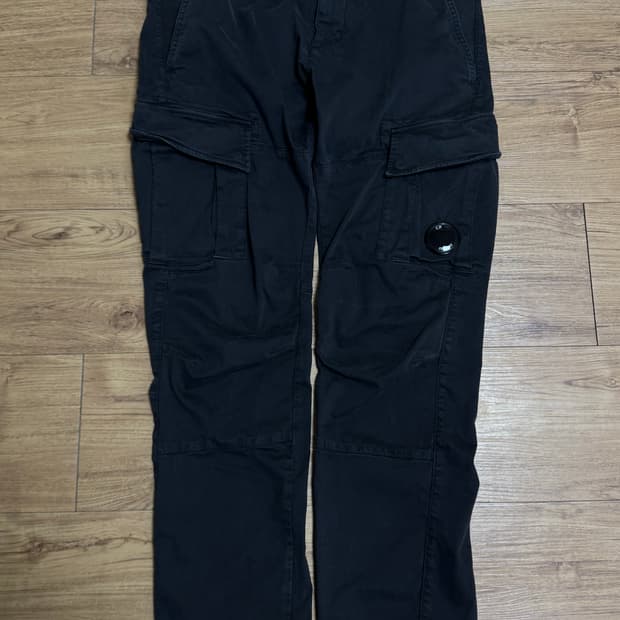 [48]CP 컴퍼니 렌즈 카고 코튼 팬츠 블랙